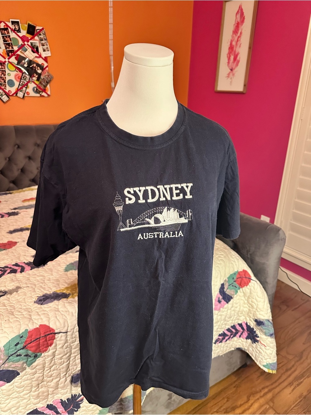 Sydney Australia Graphic Tee - Navy Short Sleeve